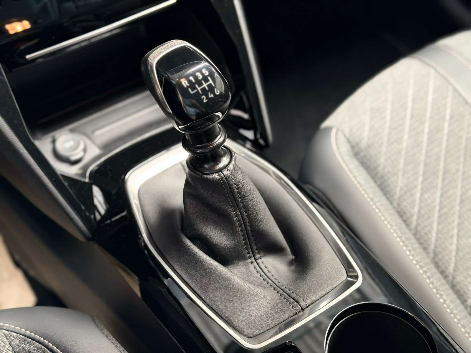 Fahrzeugbild eines Peugeot 208
