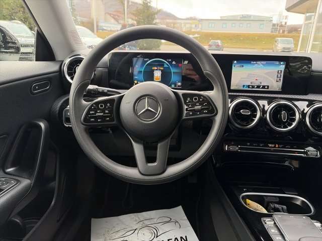 Fahrzeugbild eines Mercedes-Benz CLA