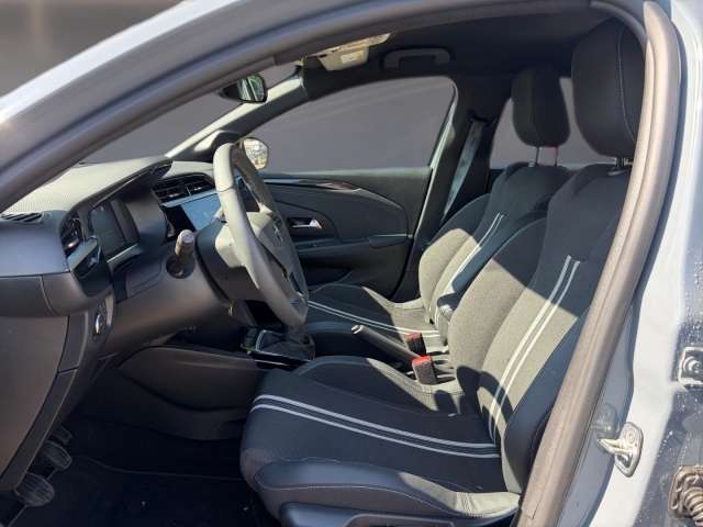 Fahrzeugbild eines Opel Corsa