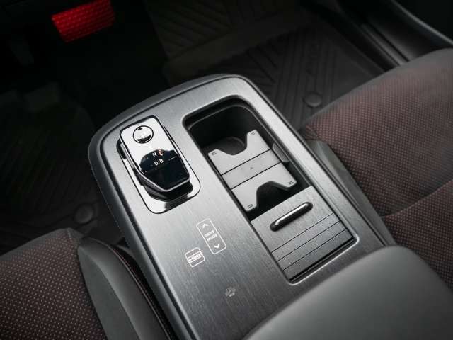 Fahrzeugbild eines Nissan Ariya