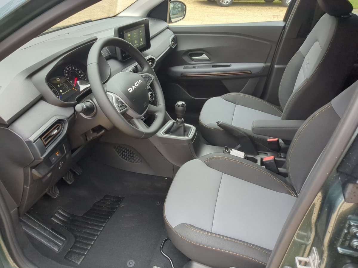 Fahrzeugbild eines Dacia Jogger
