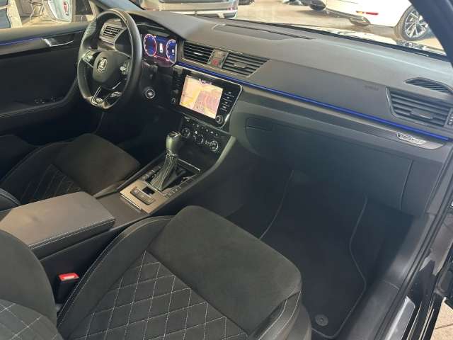 Fahrzeugbild eines Skoda Superb