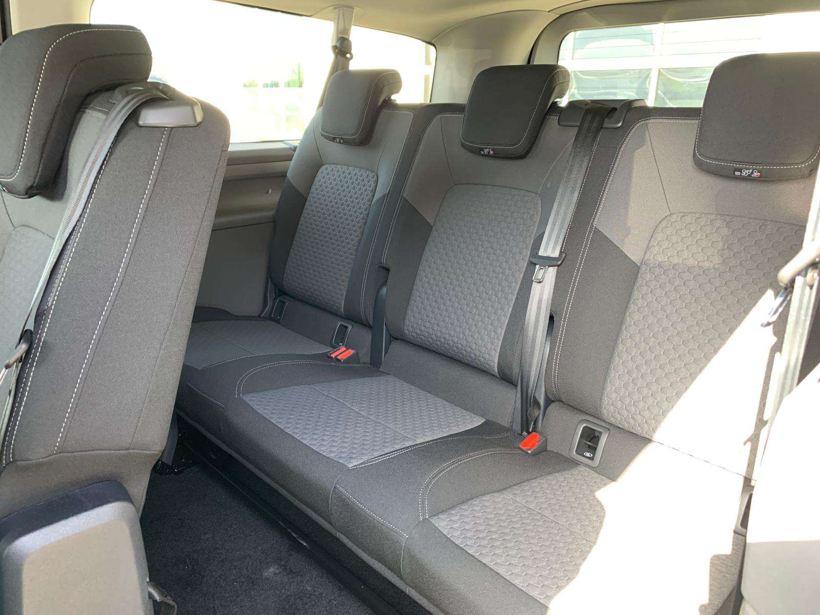 Fahrzeugbild eines Volkswagen Caravelle