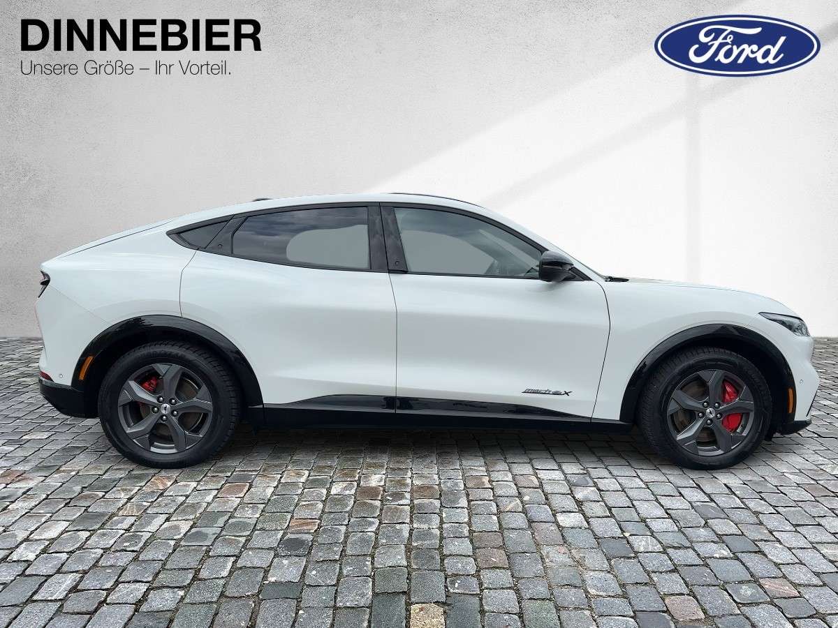 Fahrzeugbild eines Ford Mustang Mach-E