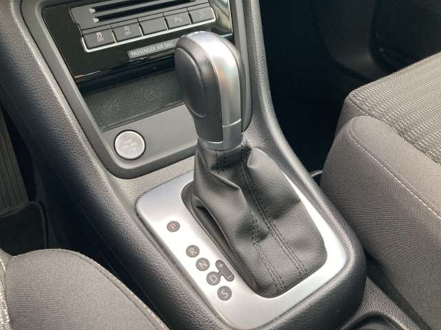 Fahrzeugbild eines SEAT Alhambra