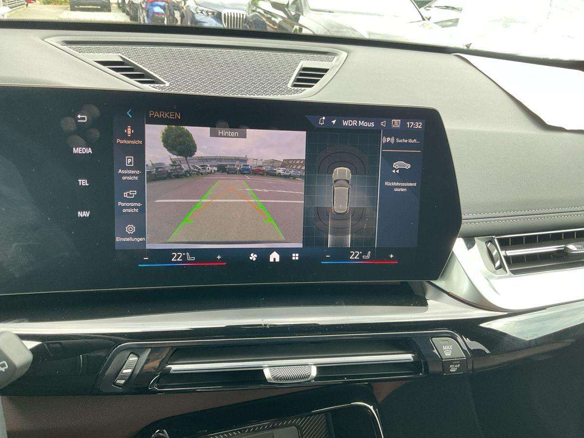 Fahrzeugbild eines BMW X1