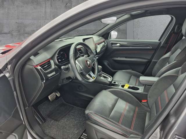 Fahrzeugbild eines Renault Arkana