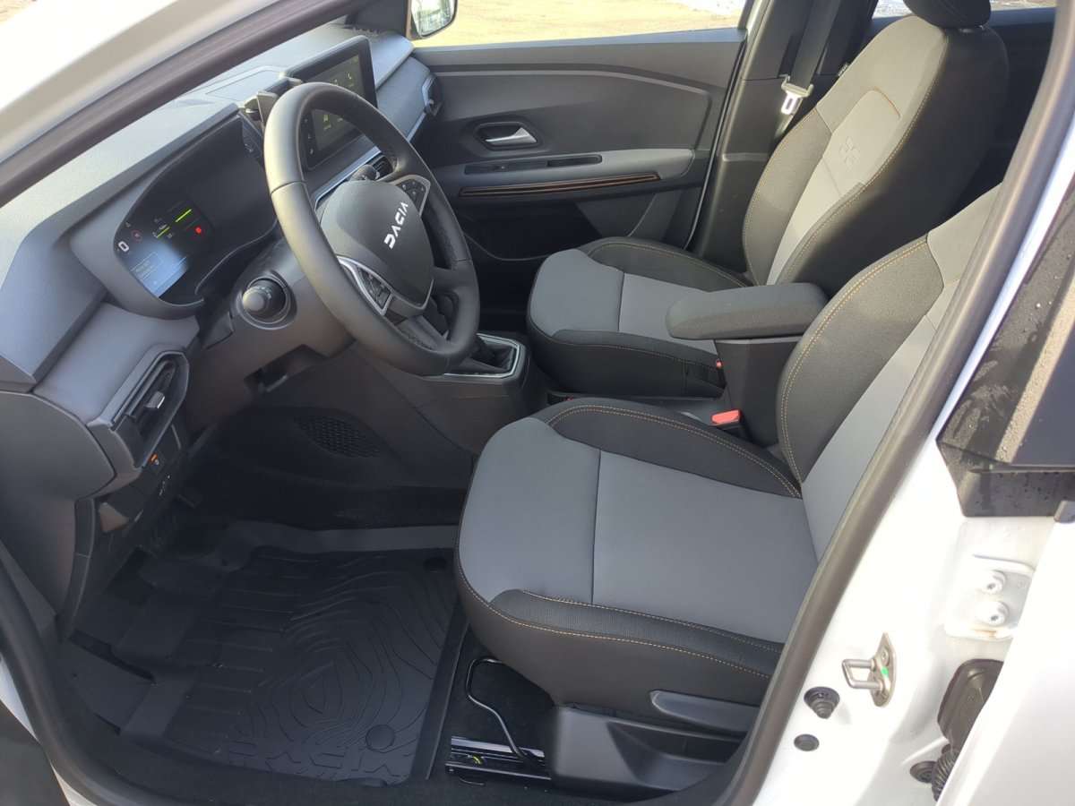 Fahrzeugbild eines Dacia Jogger