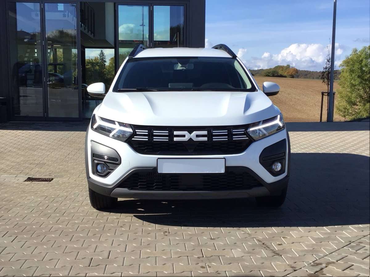 Fahrzeugbild eines Dacia Jogger