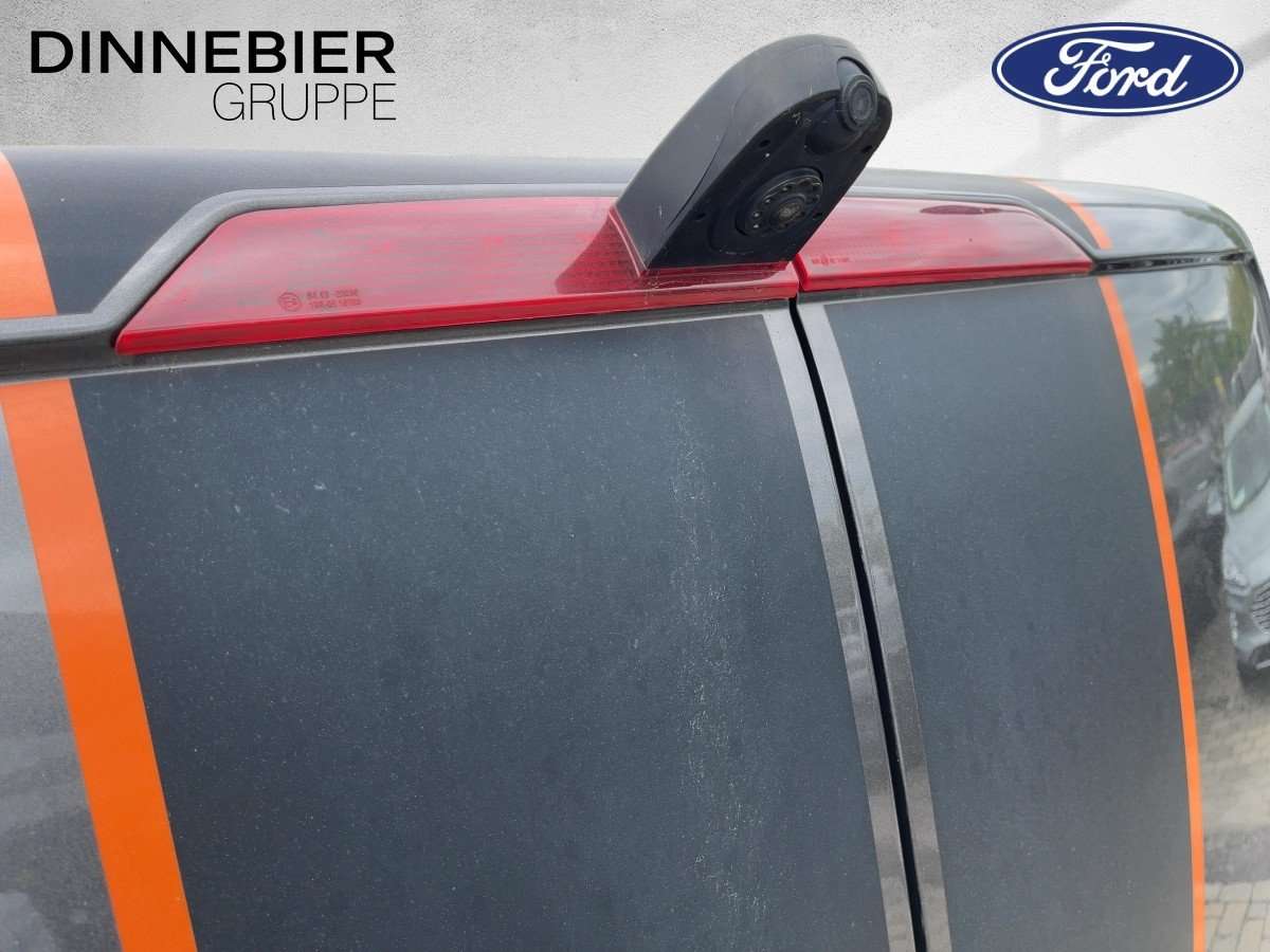 Fahrzeugbild eines Ford Transit Custom