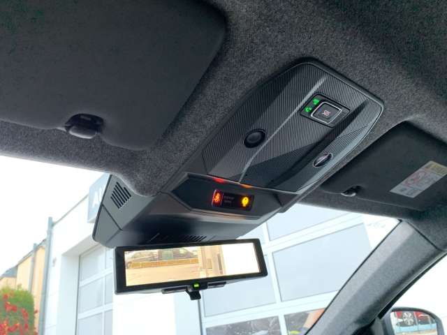 Fahrzeugbild eines Renault Scenic E-TECH