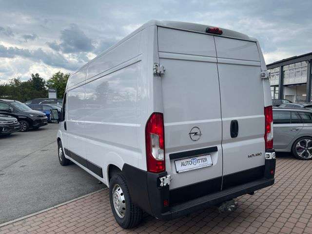 Fahrzeugbild eines Opel Movano