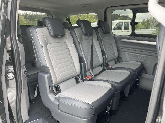 Fahrzeugbild eines Volkswagen Caravelle