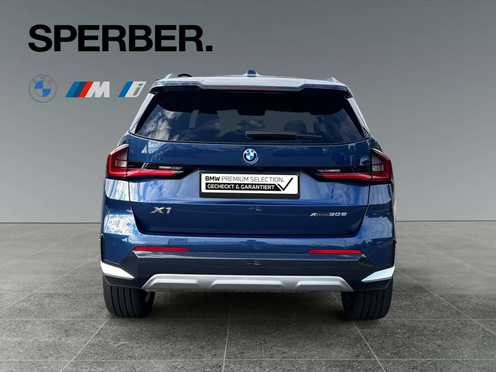 Fahrzeugbild eines BMW X1