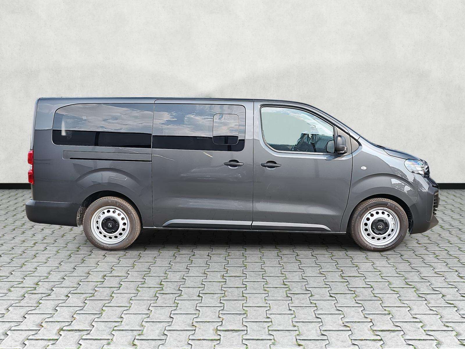 Fahrzeugbild eines Opel Vivaro