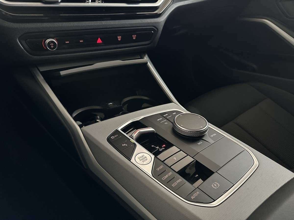 Fahrzeugbild eines BMW 3er-Reihe