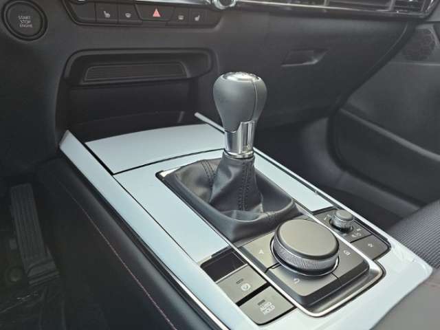 Fahrzeugbild eines Mazda CX-30