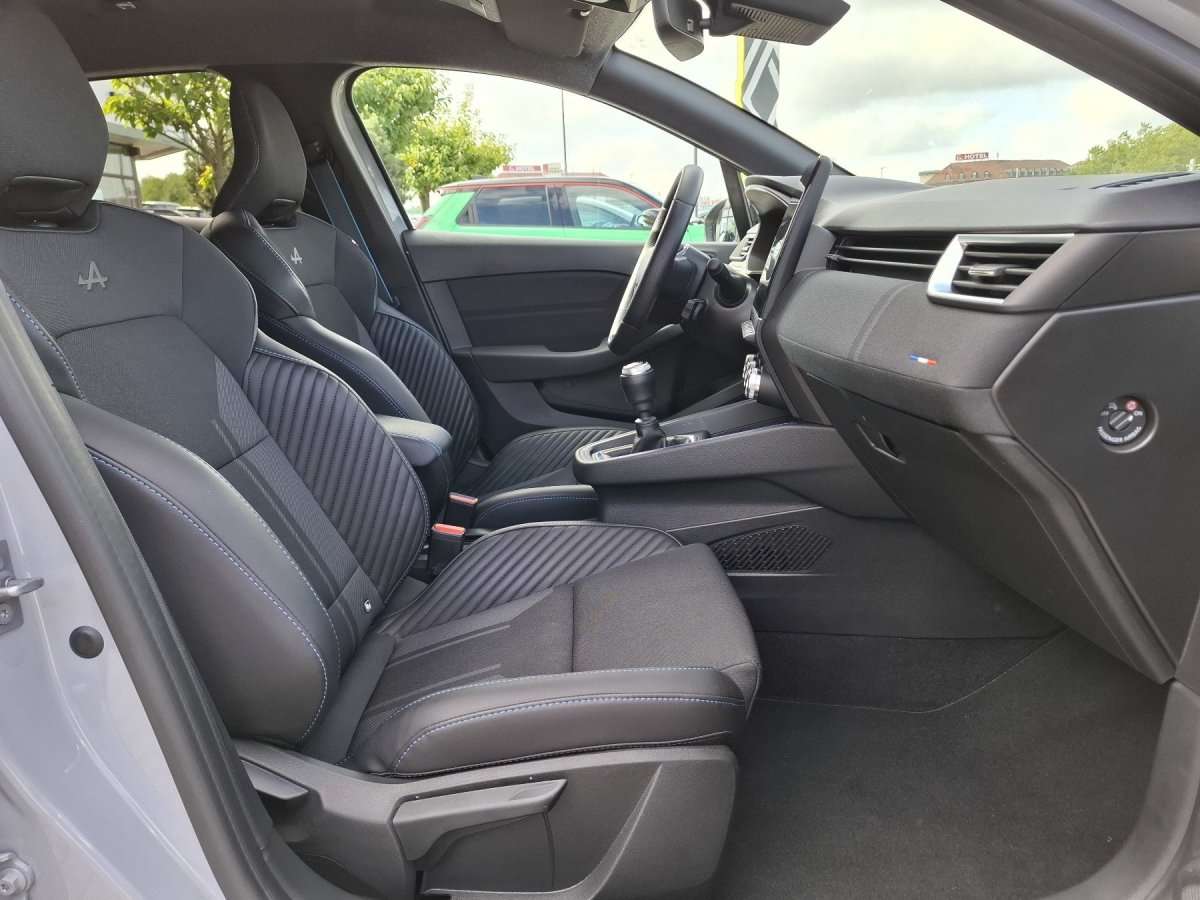 Fahrzeugbild eines Renault Clio