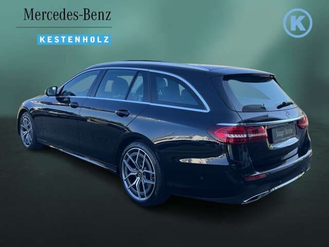 Fahrzeugbild eines Mercedes-Benz E-Klasse