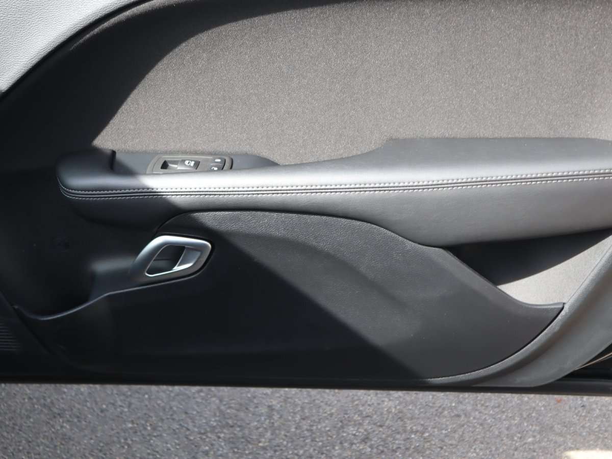 Fahrzeugbild eines Dodge Challenger