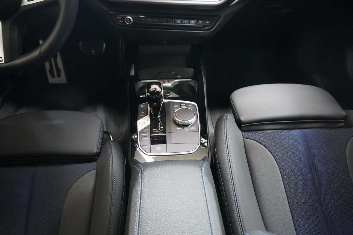 Fahrzeugbild eines BMW 2er-Reihe