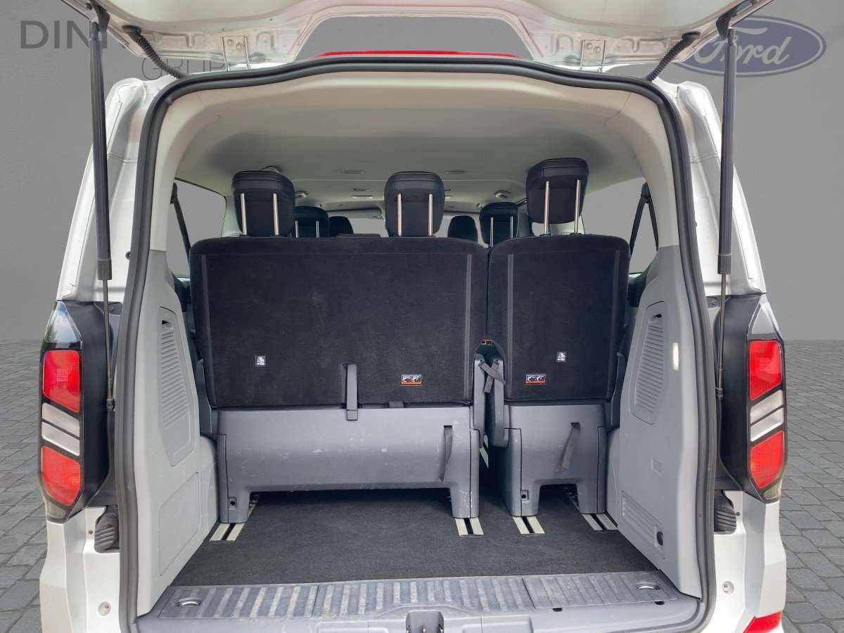 Fahrzeugbild eines Ford Tourneo Custom