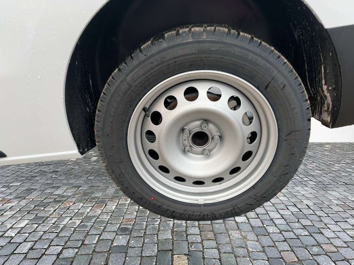 Fahrzeugbild eines Opel Vivaro