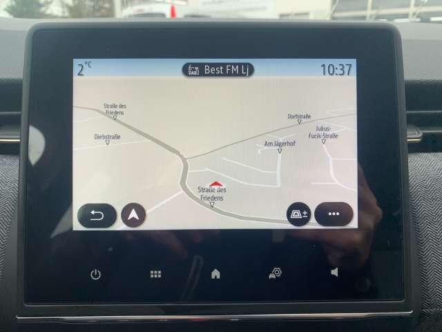 Fahrzeugbild eines Renault Clio