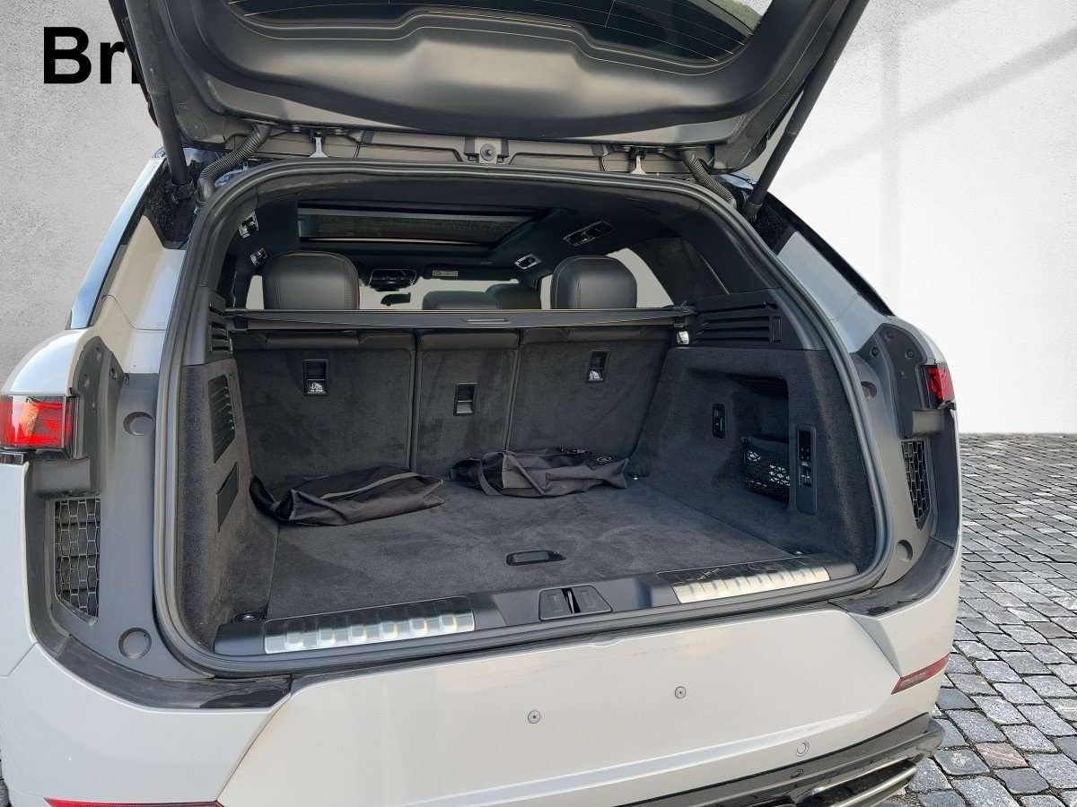 Fahrzeugbild eines Land Rover Range Rover Sport