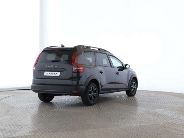 Fahrzeugbild eines Dacia Jogger