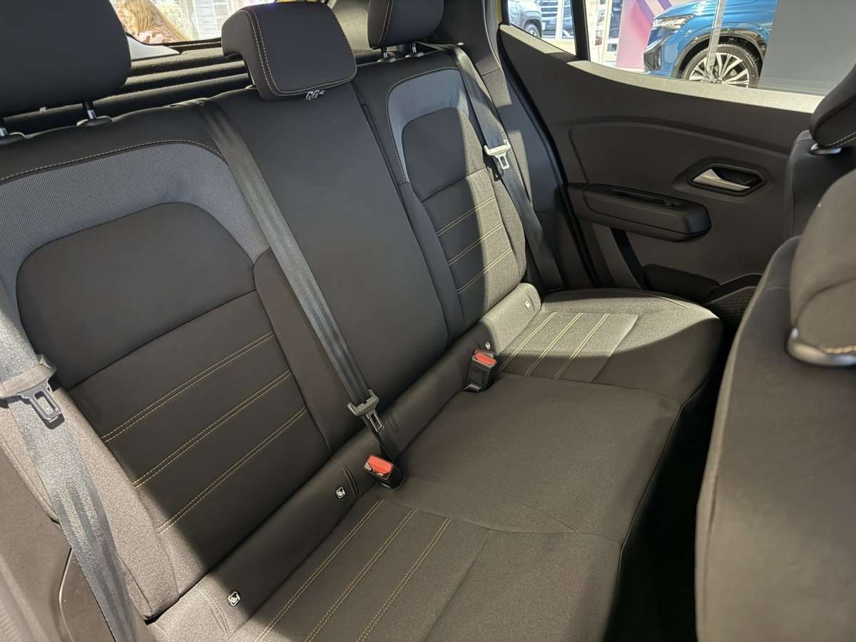 Fahrzeugbild eines Dacia Sandero