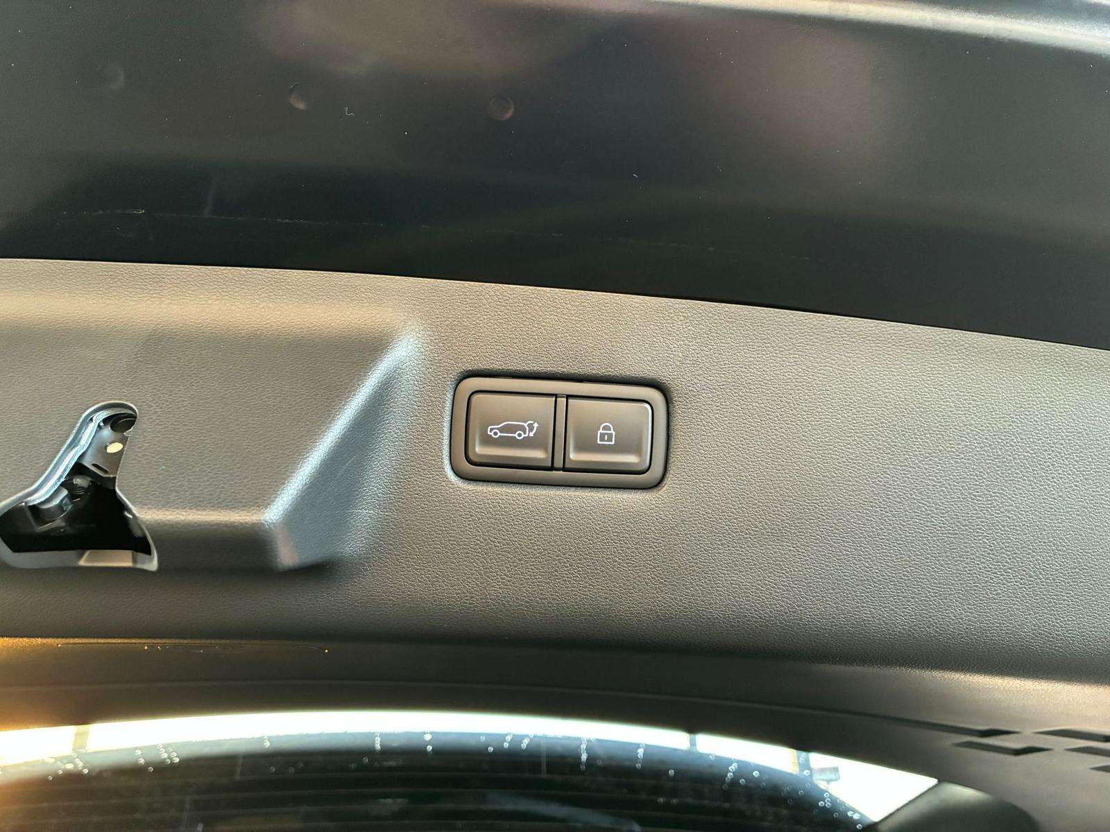 Fahrzeugbild eines Hyundai Santa Fe
