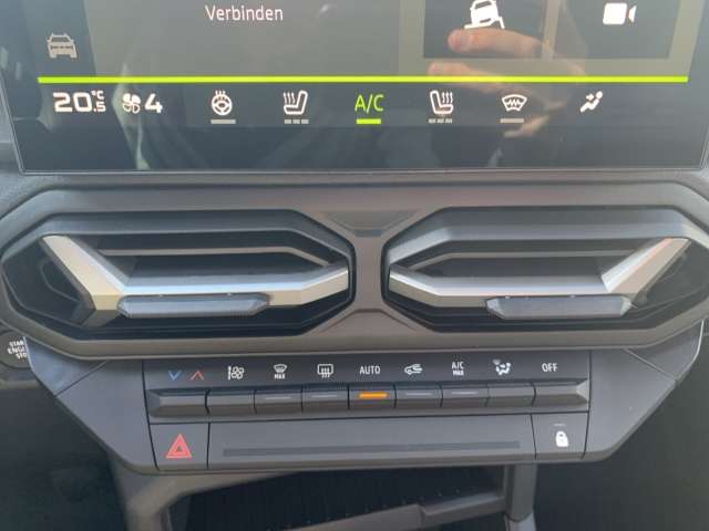 Fahrzeugbild eines Dacia Duster