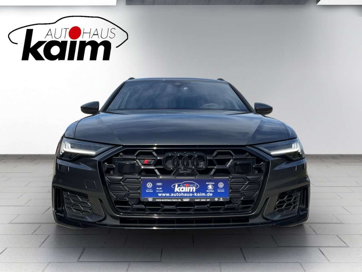 Fahrzeugbild eines Audi S6