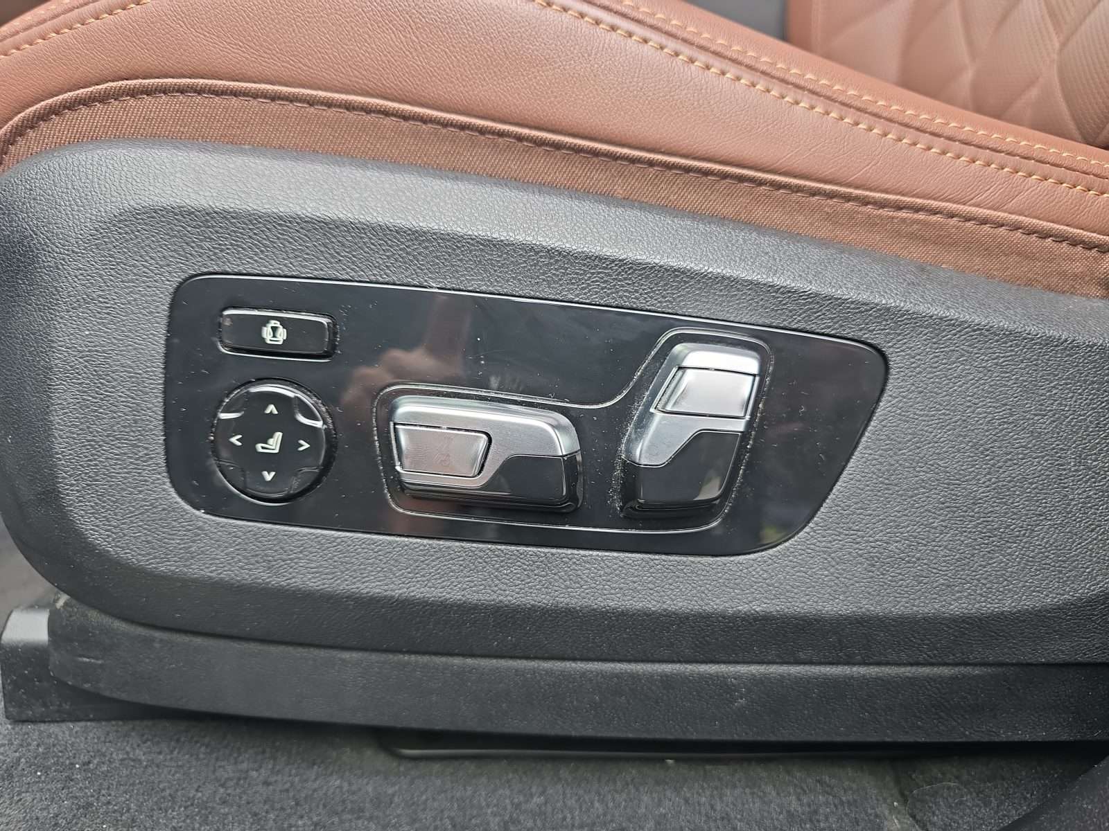 Fahrzeugbild eines BMW X5