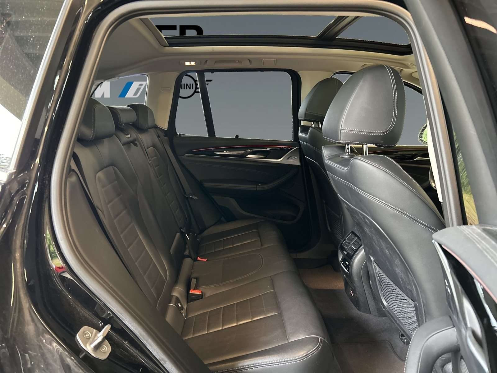 Fahrzeugbild eines BMW X3