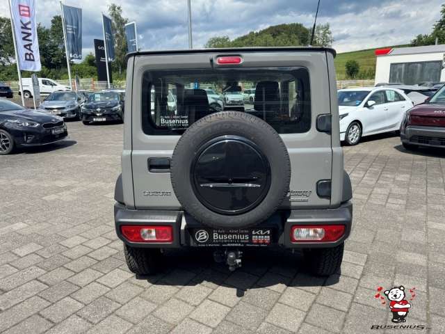Fahrzeugbild eines Suzuki Jimny