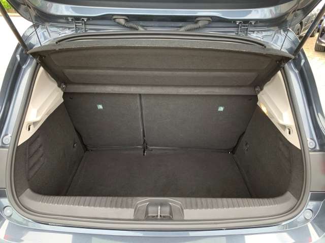 Fahrzeugbild eines Renault Clio