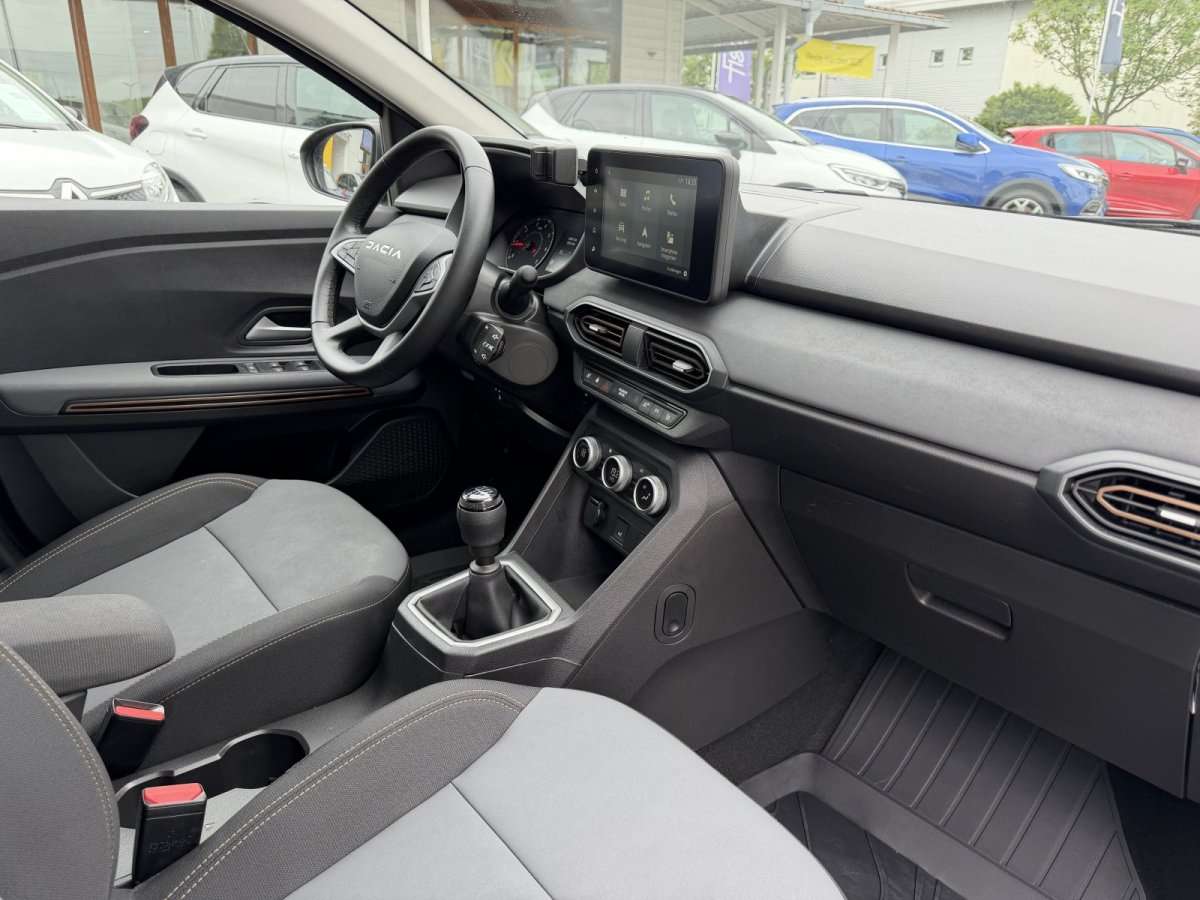 Fahrzeugbild eines Dacia Sandero