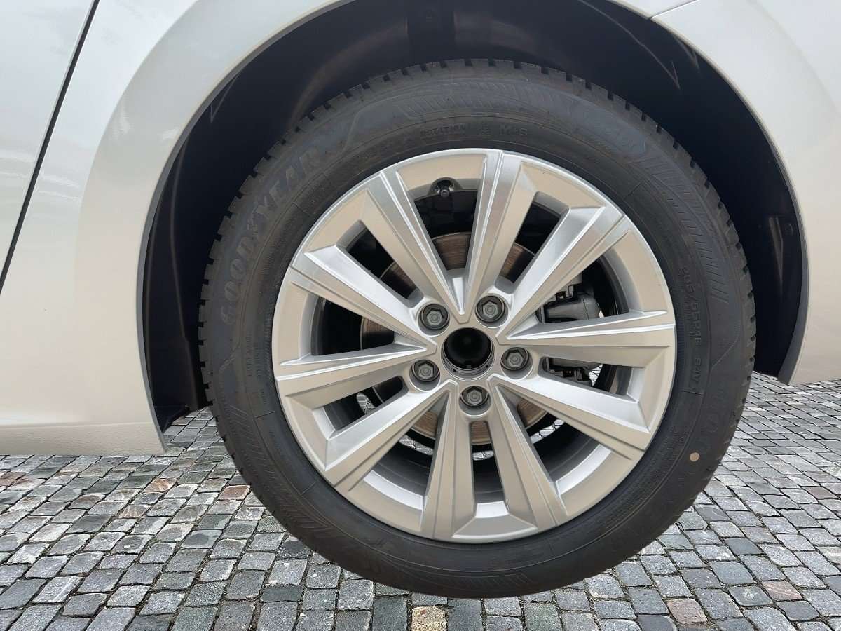 Fahrzeugbild eines Opel Astra