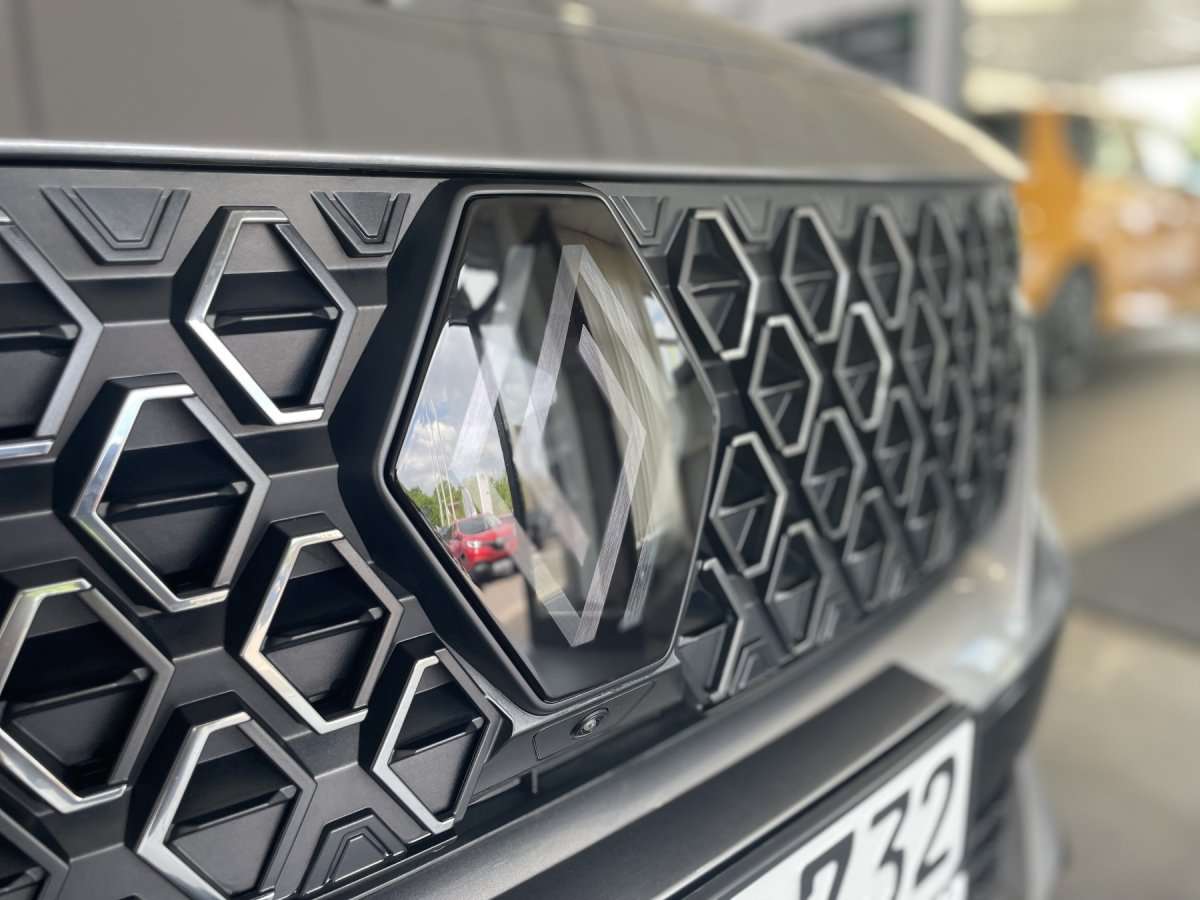 Fahrzeugbild eines Renault Austral