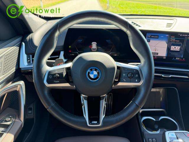 Fahrzeugbild eines BMW iX1
