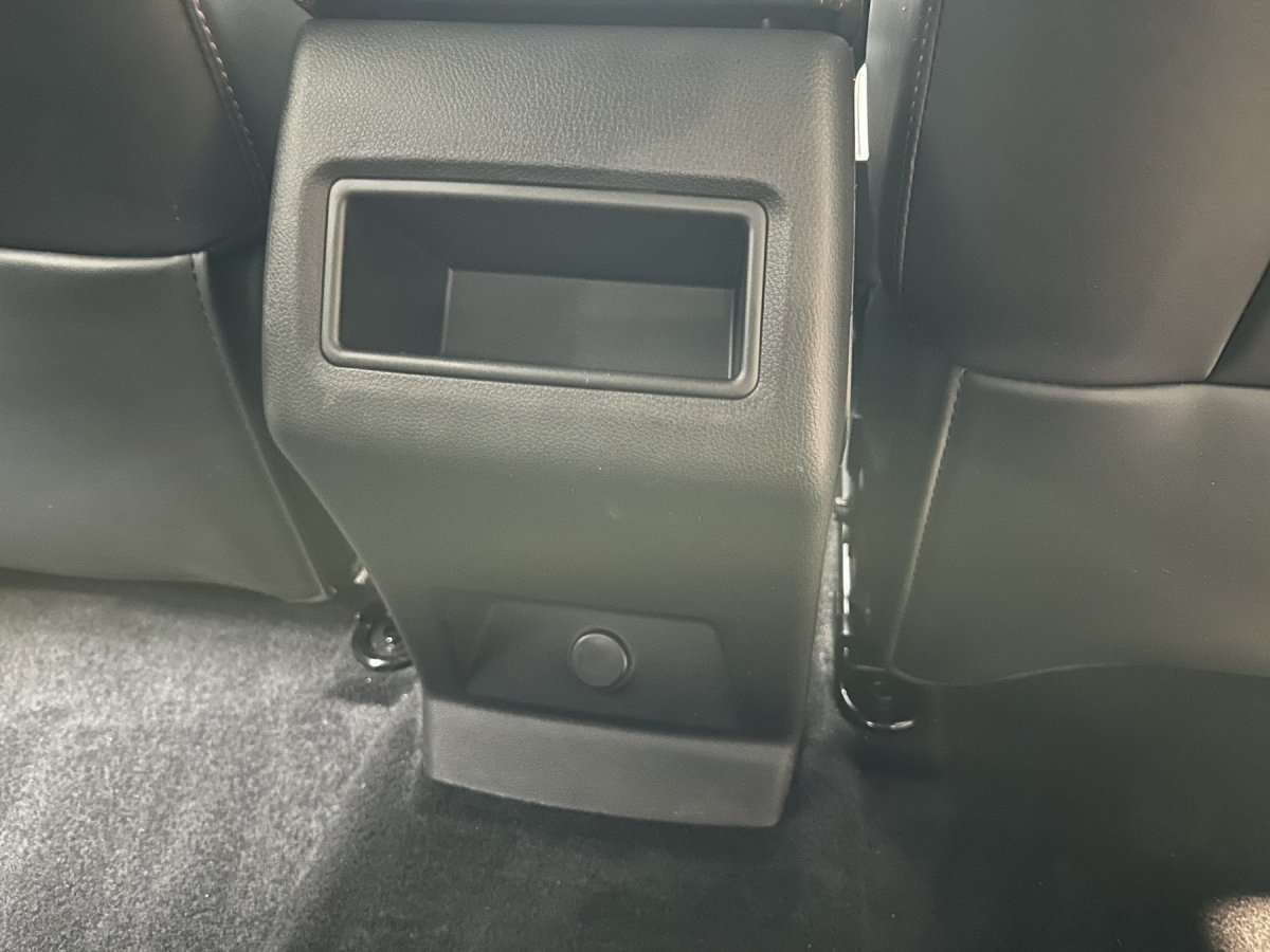 Fahrzeugbild eines DFSK Fengon 500