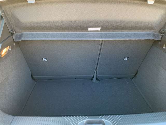 Fahrzeugbild eines Renault 5 E-TECH