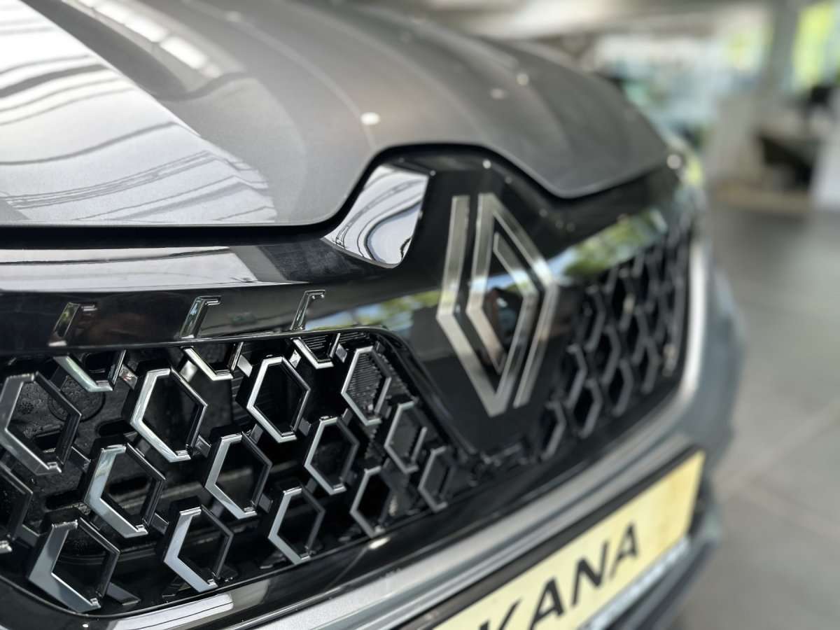 Fahrzeugbild eines Renault Arkana