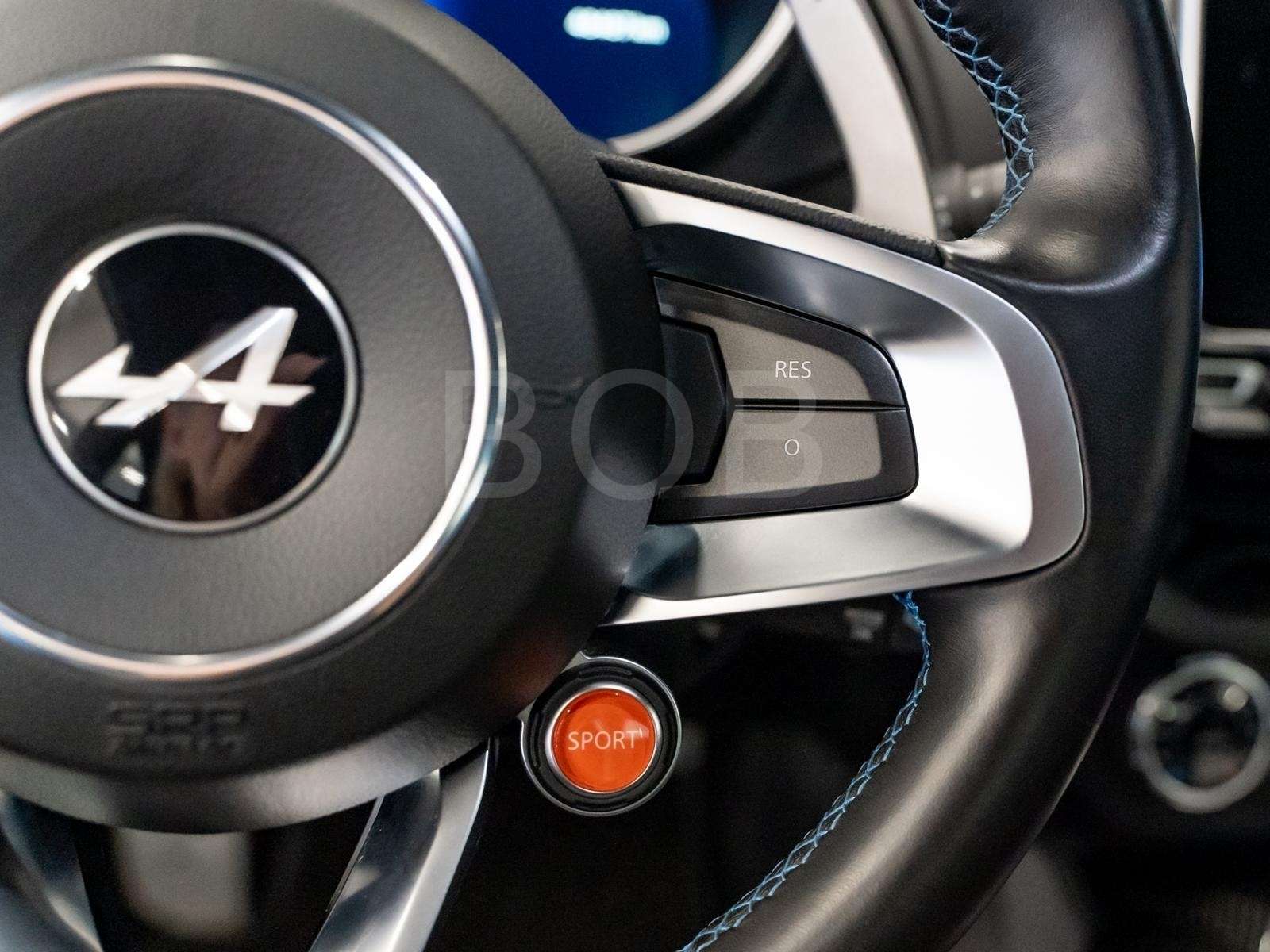 Fahrzeugbild eines Alpine A110
