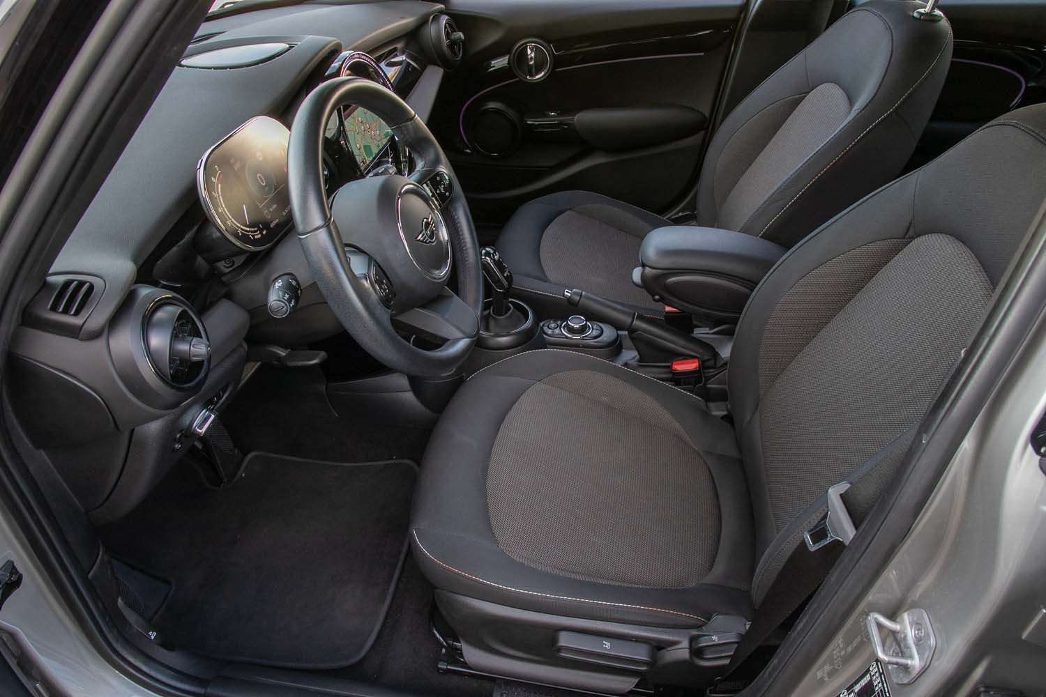 Fahrzeugbild eines MINI COOPER