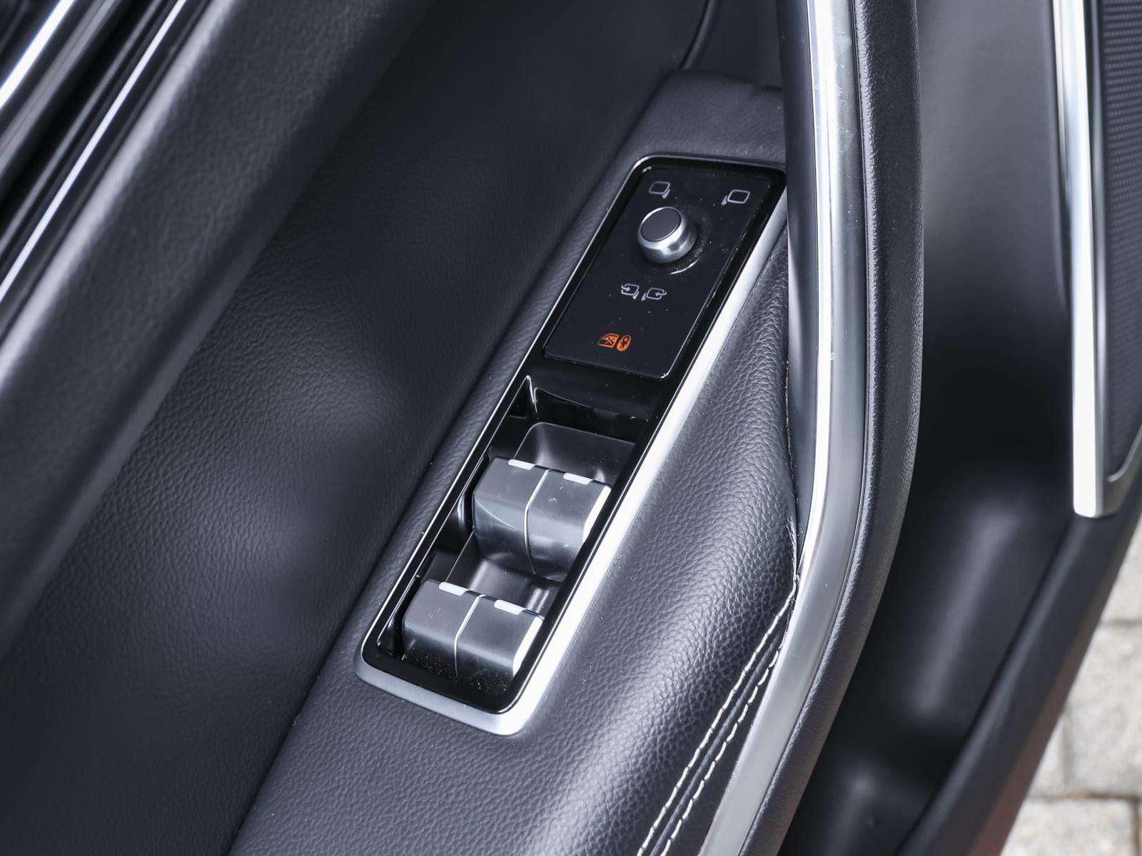 Fahrzeugbild eines Jaguar F-PACE