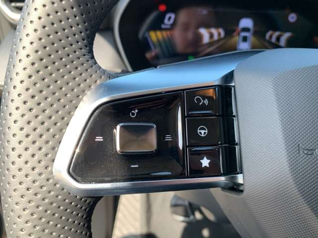 Fahrzeugbild eines MG ZS