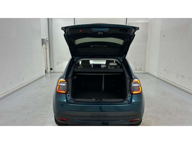 Fahrzeugbild eines Fiat 600 Elektro